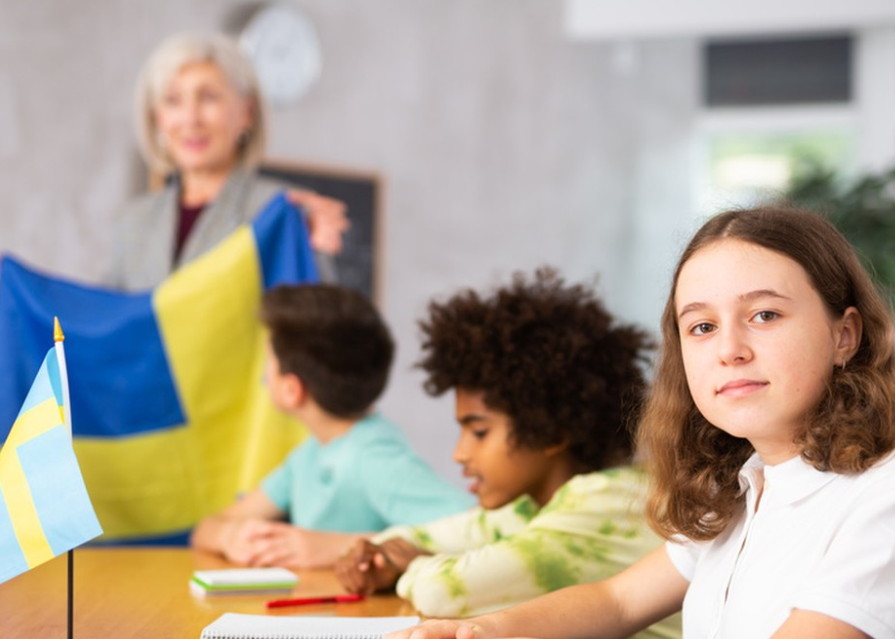 CAE考试时间（2026年）剑桥CAE官方报名官网是什么？